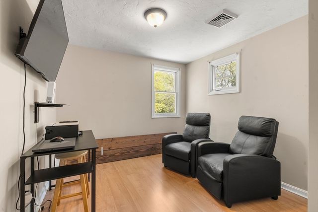 302 Ames Way, Barnstable, MA 02632