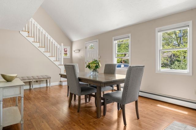 302 Ames Way, Barnstable, MA 02632