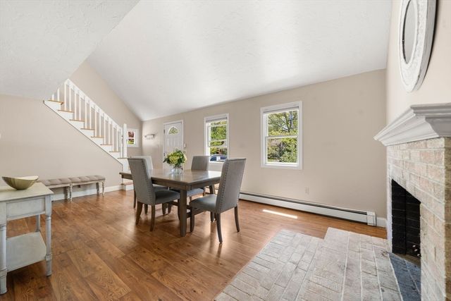 302 Ames Way, Barnstable, MA 02632