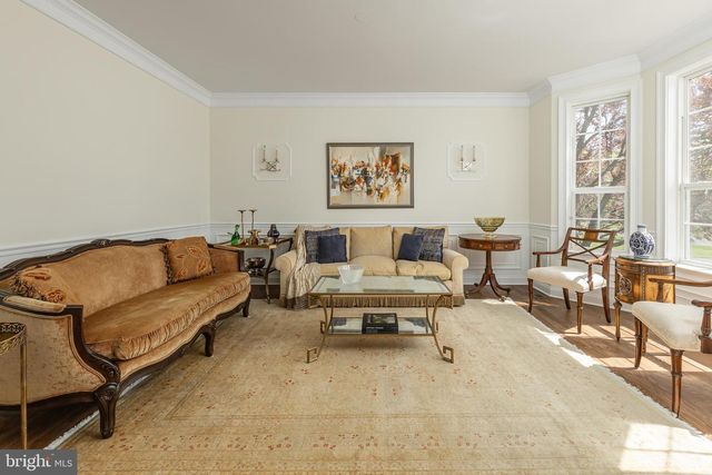 211 SHIVERS RUN CT, Mullica Hill, NJ 08062