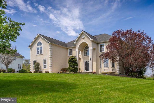 211 SHIVERS RUN CT, Mullica Hill, NJ 08062