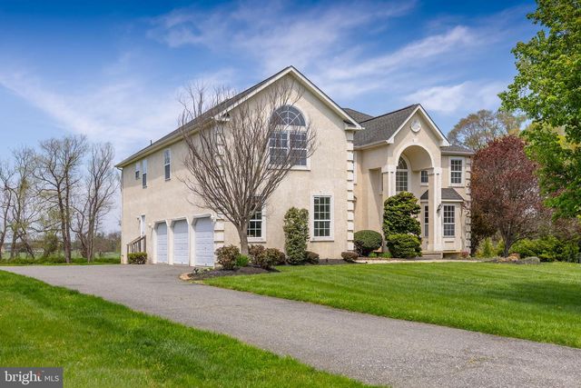211 SHIVERS RUN CT, Mullica Hill, NJ 08062