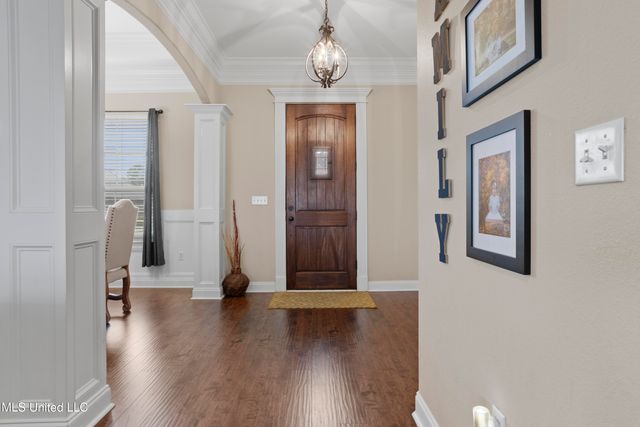 6417 Palmetto Pointe Drive, Ocean Springs, MS 39564