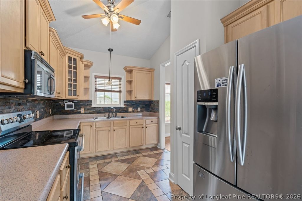 109 Canyon Court, Sanford, NC 27332 — photo 12