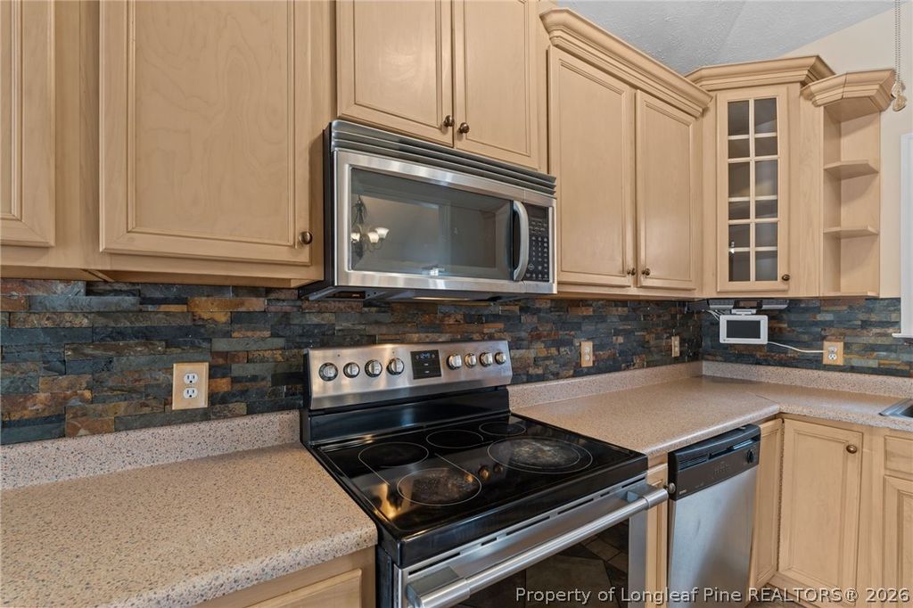 109 Canyon Court, Sanford, NC 27332 — photo 14