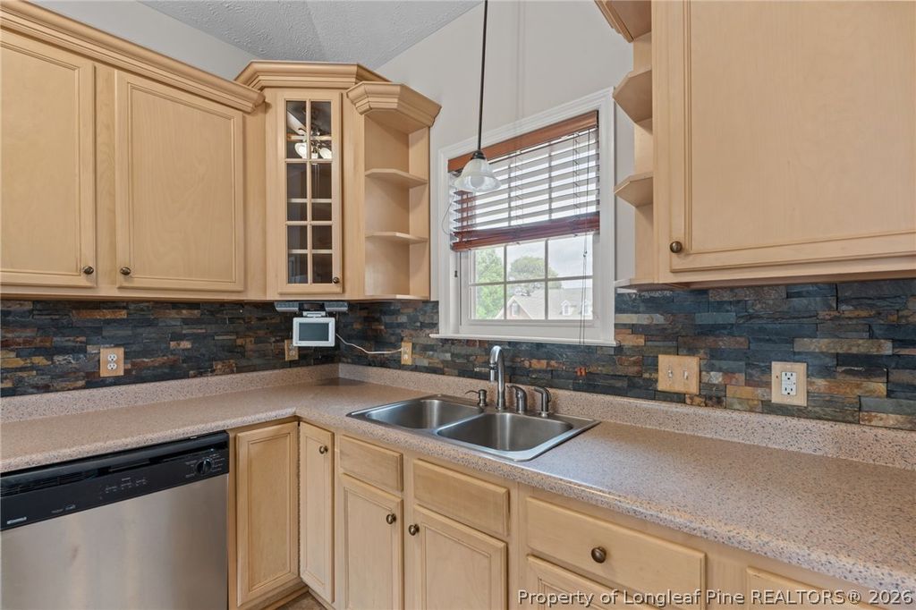 109 Canyon Court, Sanford, NC 27332 — photo 15