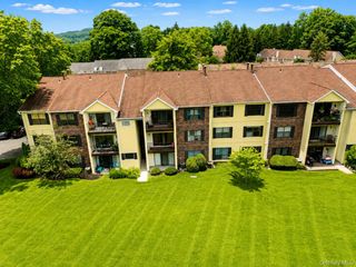 10 Edinburgh Drive 10, Peekskill, NY 10566
