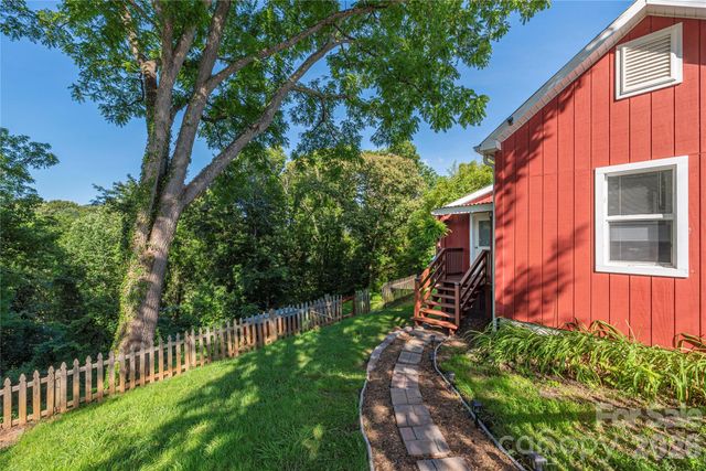 261 Star Ridge Road, Canton, NC 28716