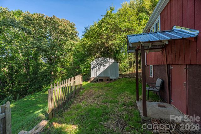 261 Star Ridge Road, Canton, NC 28716