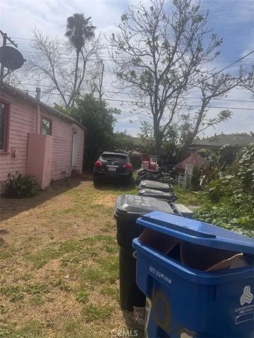 920 E 48th Street, Los Angeles, CA 90011