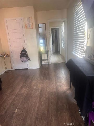 920 E 48th Street, Los Angeles, CA 90011