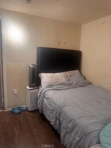 920 E 48th Street, Los Angeles, CA 90011