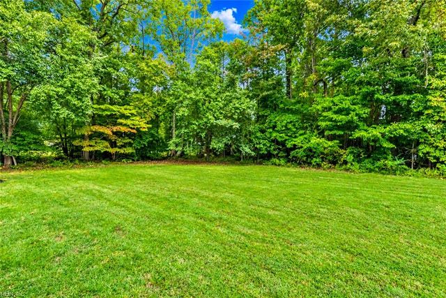 9134 Richmond RD W, Toano, VA 23168