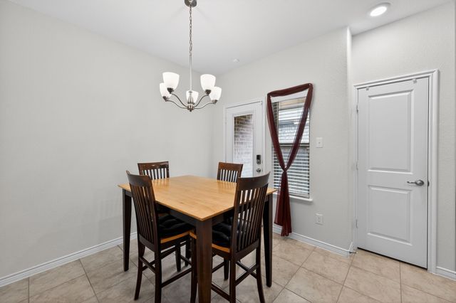 126 Redding Lane, Red Oak, TX 75154