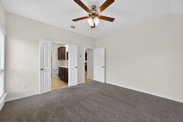 126 Redding Lane, Red Oak, TX 75154