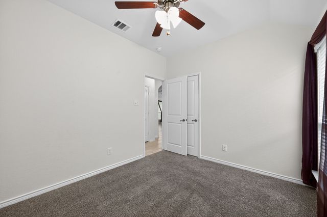 126 Redding Lane, Red Oak, TX 75154
