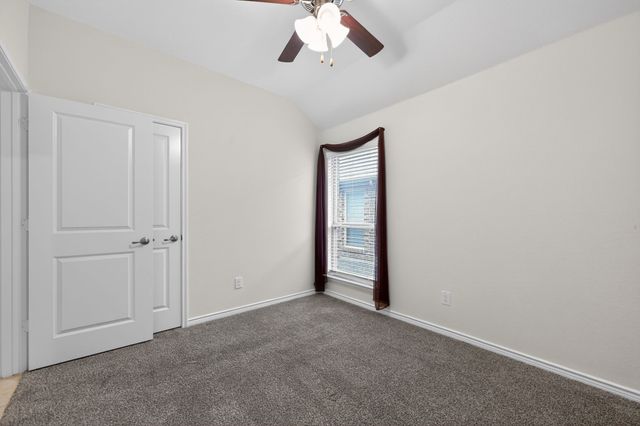 126 Redding Lane, Red Oak, TX 75154