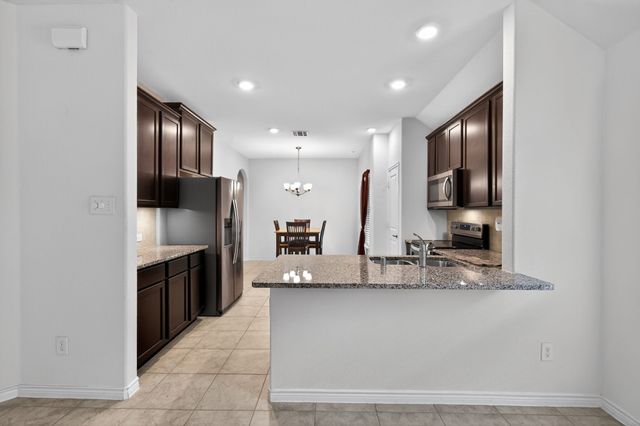126 Redding Lane, Red Oak, TX 75154