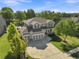 9415 NE 97th Street, Kansas City, MO 64157