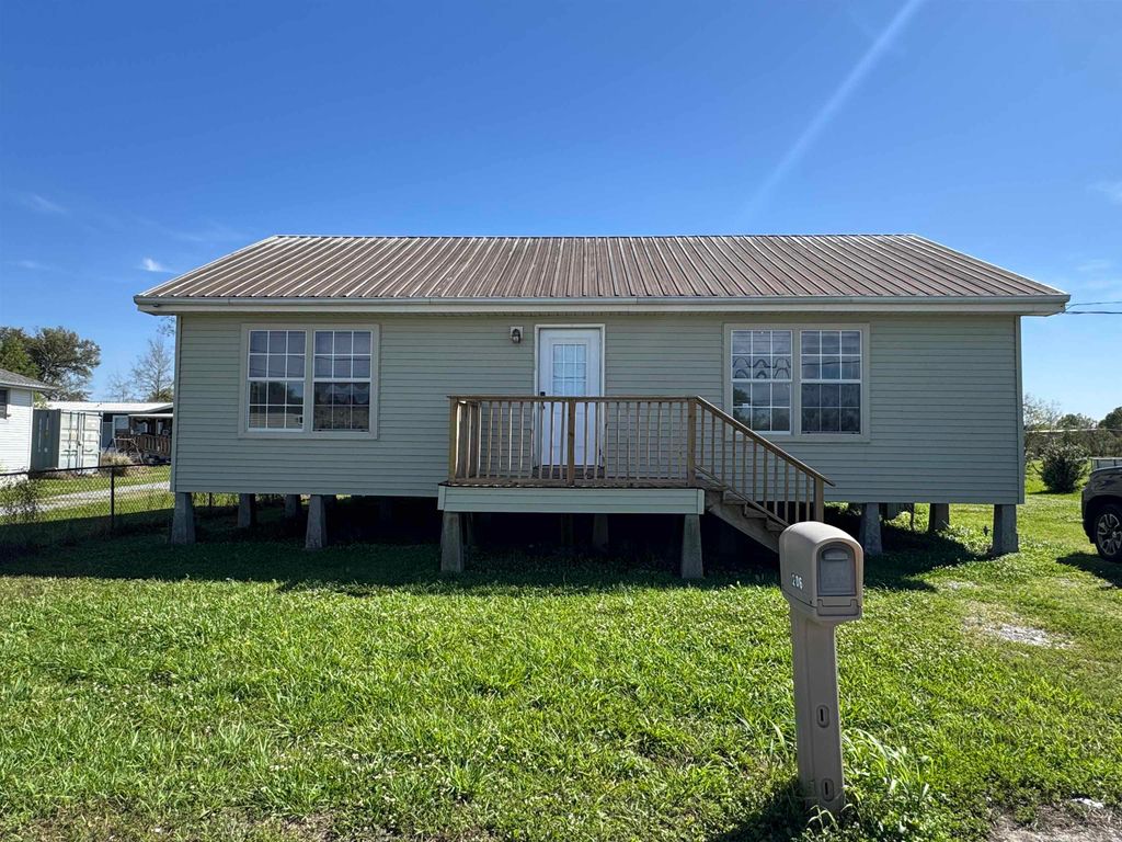 206 East 69th Place, Cut Off, LA 70345