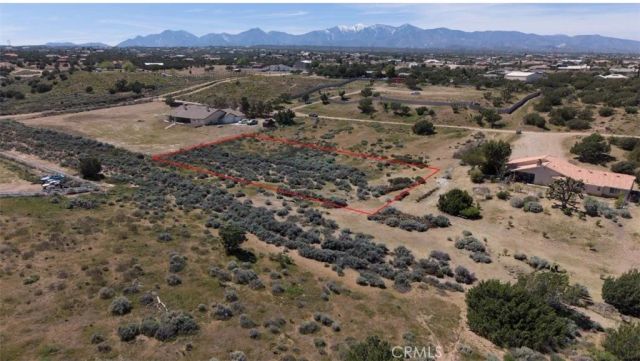 32 Verbena, Oak Hills, CA 92344