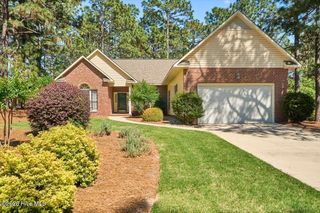 5 Oak Tree Lane, Pinehurst, NC 28374