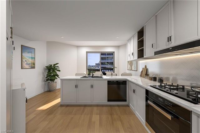 220 Collier BLVD 1005, Marco Island, FL 34145