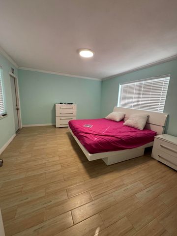 323 Monroe Street 1-6, Hollywood, FL 33019