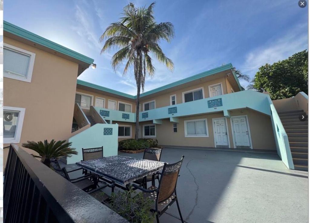 323 Monroe Street 1-6, Hollywood, FL 33019
