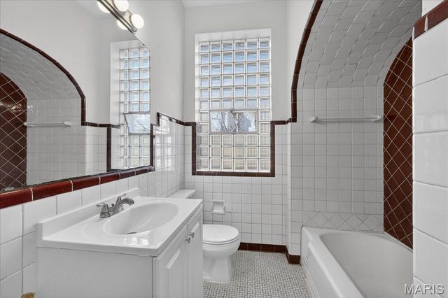 4067 Connecticut Street, St Louis, MO 63116