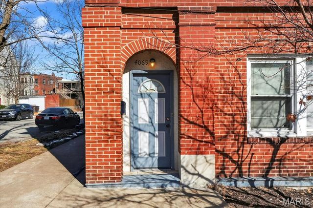 4067 Connecticut Street, St Louis, MO 63116