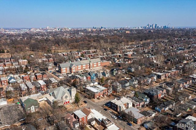 4067 Connecticut Street, St Louis, MO 63116