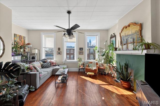 4067 Connecticut Street, St Louis, MO 63116