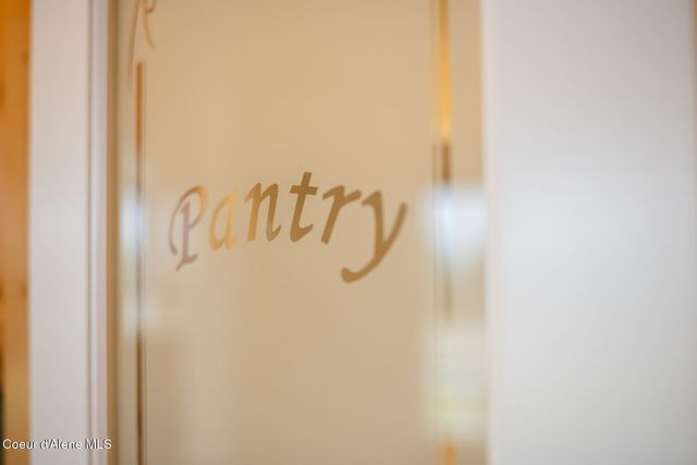 7463 W Lancaster Rd, Rathdrum, ID 83858