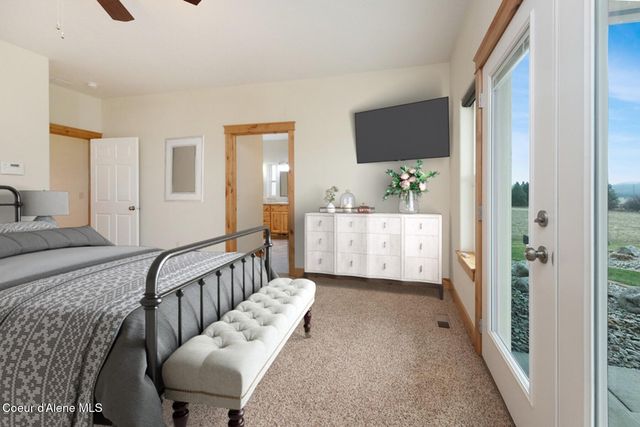 7463 W Lancaster Rd, Rathdrum, ID 83858