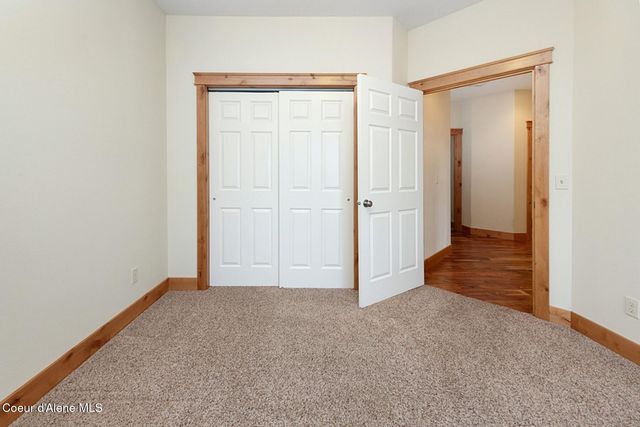 7463 W Lancaster Rd, Rathdrum, ID 83858