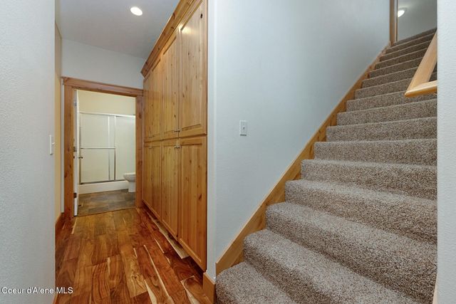 7463 W Lancaster Rd, Rathdrum, ID 83858