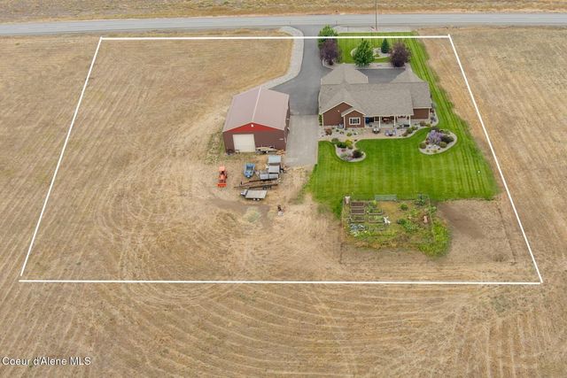 7463 W Lancaster Rd, Rathdrum, ID 83858