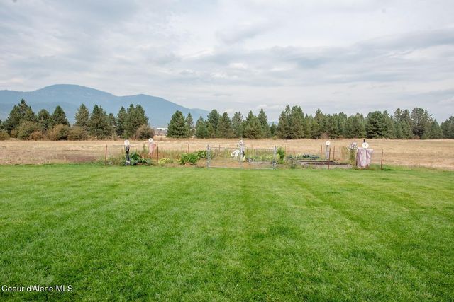 7463 W Lancaster Rd, Rathdrum, ID 83858