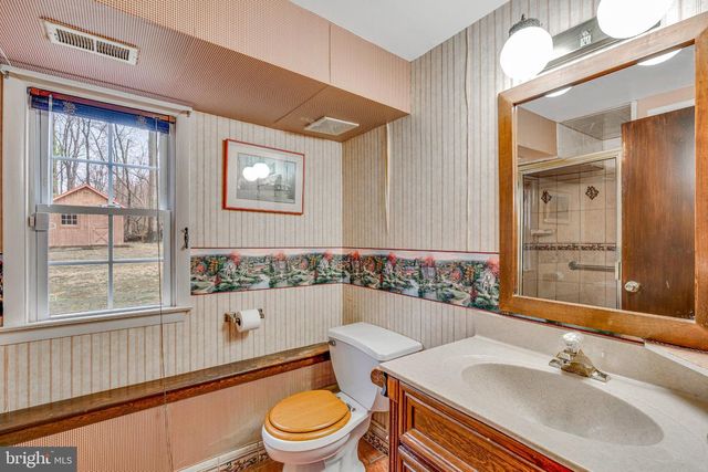 104 WOODLAND DR, Lansdale, PA 19446