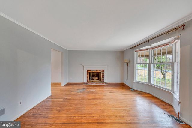 104 WOODLAND DR, Lansdale, PA 19446