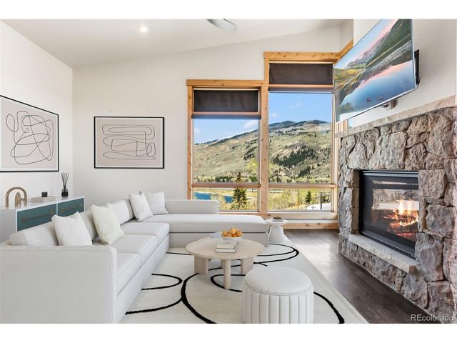 1342 Maryland Creek Rd, Silverthorne, CO 80498