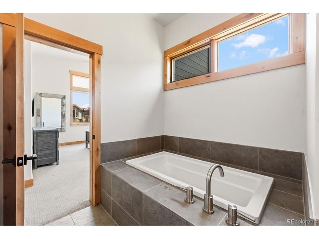 1342 Maryland Creek Rd, Silverthorne, CO 80498