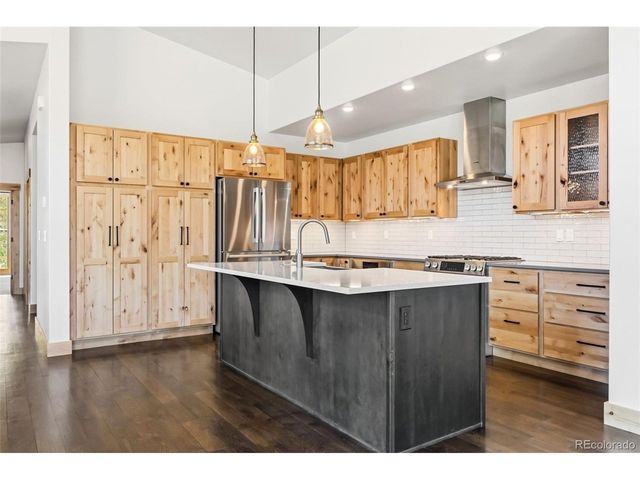 1342 Maryland Creek Rd, Silverthorne, CO 80498