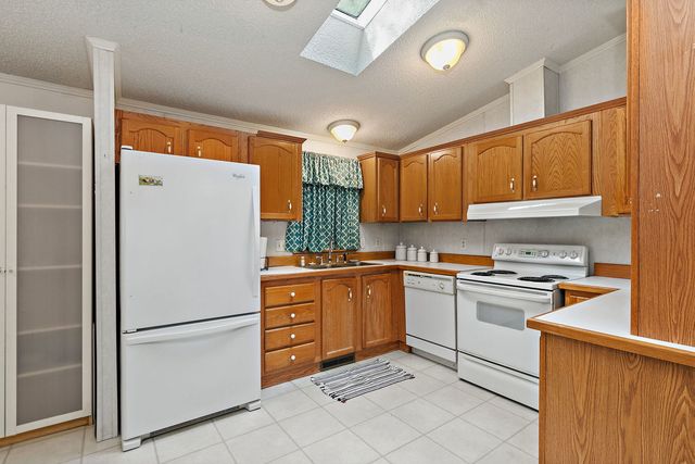 117 Parkwood Road, Elgin, IL 60123