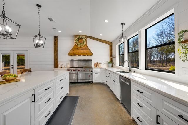 122 Farm to Market Road 1742, Cooper, TX 75432