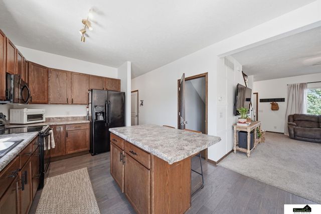 6811 N 10Th Street, Lincoln, NE 68521