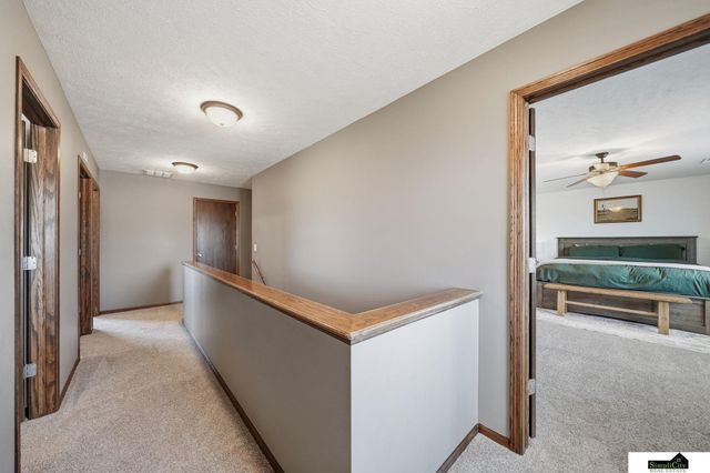 6811 N 10Th Street, Lincoln, NE 68521