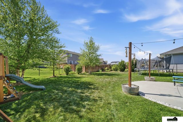 6811 N 10Th Street, Lincoln, NE 68521