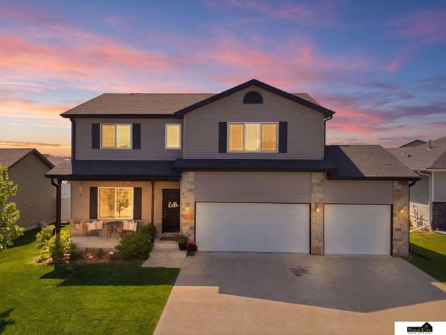 6811 N 10Th Street, Lincoln, NE 68521